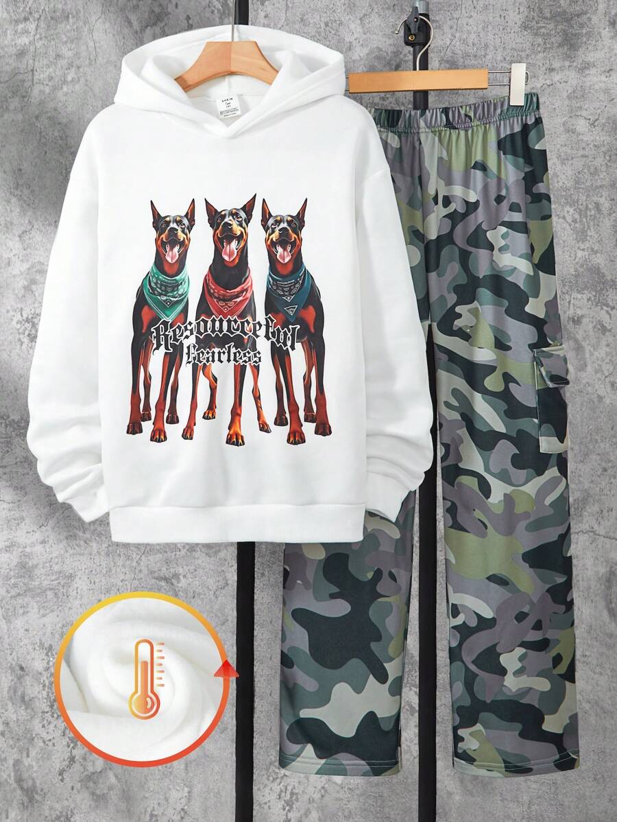 SHEIN 2 件套青少年男孩卡通狗印花连帽衫和迷彩休闲裤套装 - 白色 - 查看 1