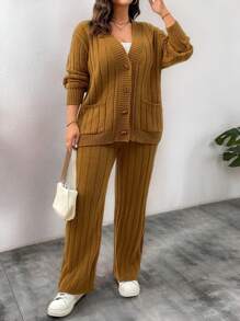 Calvaya Conjunto de top minimalista de manga larga con botones y bolsillo y pantalones en unicolor para tallas grandes