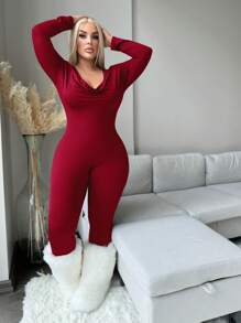 SHEIN SXY Mono de cuello alto ajustado cómodo para mujer talla grande para otoño e invierno, apto para Navidad - Burdeos - Ver 1