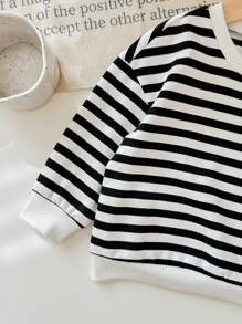 Baby Girl French Stripe & Heart Patchwork Dropped Shoulder Sweatshirt, Casual & Comfortable For Autumn/Winter Everyday Wear And School - Black and White - View 7