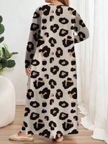 EMERY ROSE Plus Size Leopard Print Long Sleeve Round Neck Loose Dress, Suitable For Autumn/Winter