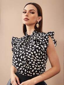 SHEIN Amorya Allover Print Tie Neck Butterfly Sleeve Top - Black and White - View 3
