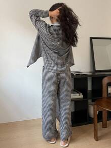 DAZY Plaid Pattern Contrast Trim Loose Shirt Style Casual Pajama Set
