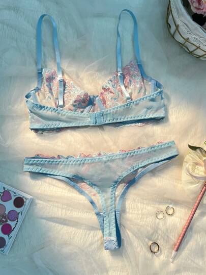 Roze Romantic Underwire Lingerie BH Slipje Set view 2