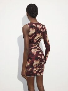 Maija Vestido mini urbano con cuello alto para mujer, vestido casual minimalista elegante con cuello redondo, hombros descubiertos, manga larga y una sola manga para Día de San Valentín, fiesta y festivales