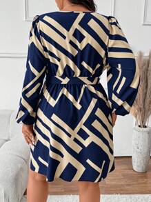 SHEIN Frenchy Plus Size Women Geometric Print Overlap V-Neck Lantern Sleeve Casual Midi Dress - Navy Blue - View 2