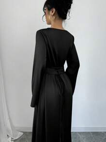 Rafferiza 修身圆领长袖紧身连衣裙长款女装 - 黑色 - 查看 2