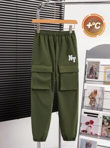 Calças com estampa de letras de bolso estéreo para meninos pré-adolescentes, roupas de outono para meninos