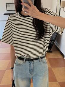 DAZY 女士拼色条纹圆领短袖休闲宽松 T 恤 - 黑與白 - 查看 5