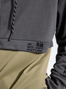 In My Nature Sudadera con capucha holgada para exteriores con estampado de lema y cremallera delantera de contraste para hombres - Negro - Ver 5
