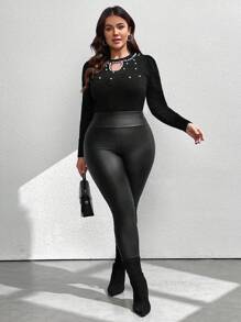 SHEIN MOOSTA Áo len dệt kim cổ khoét lỗ khoét ngọc trai giả cỡ lớn dành cho nữ tay dài thanh lịch, thường ngày, thời trang thu đông - màu đen - Xem 3