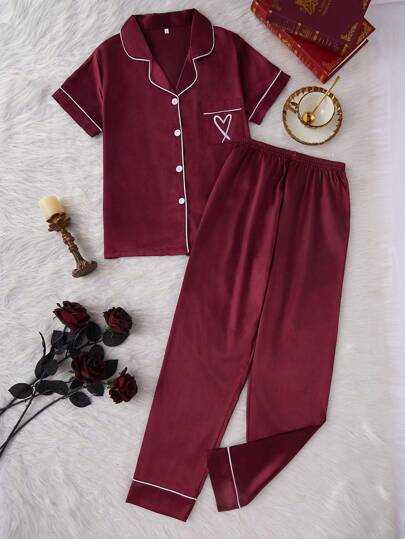 LuxeNights Imitation Zijden Heart Geborduurde Short Sleeve Top Pants Pajama Set view 3