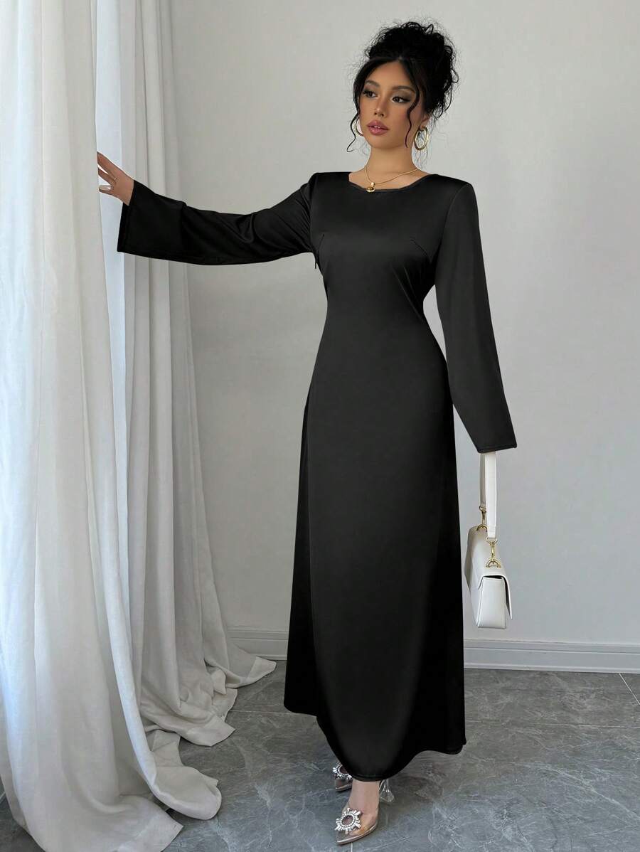 Rafferiza 修身圆领长袖紧身连衣裙长款女装 - 黑色 - 查看 1
