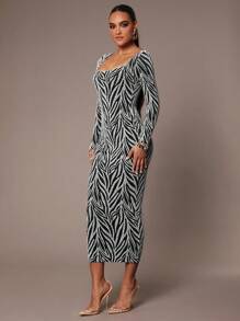 Silquee 女士优雅华丽派对女士长袖适合秋冬季方领闪光修身连衣裙万圣节 - 銀色 - 查看 3