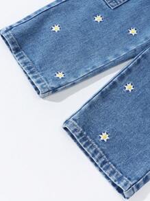 Young Girls Elastic Waist Adjustable Drawstring Relaxed Fit Floral Embroidered Multi-Pocket Denim Straight Leg Pants, Light Blue, School, Campus, College - Medium Wash - View 6