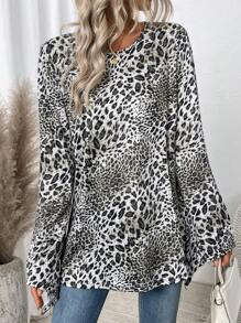 SHEIN LUNE Women Leopard Print Long Sleeve Crew Neck Sweatshirt, Autumn New Arrival
