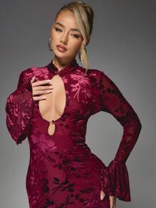 MISSGUIDED Velvet Floral Burnout Mini Dress With Bell Sleeves Mandarin Collar Keyhole Design Evening Party Holiday Special Occasion Cheongsam Style - Burgundy - View 5