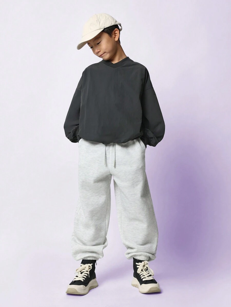 SUMWON Oversized Premium Sweatshirt Athletic Drop Shoulder Fall Winter Streetwear Casual Athleisure Pullover Soft Top - Black - View 1