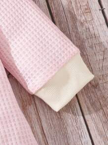 SHEIN 女婴粉色华夫格纹刺绣连体衣，秋冬款 - 粉色 - 查看 5