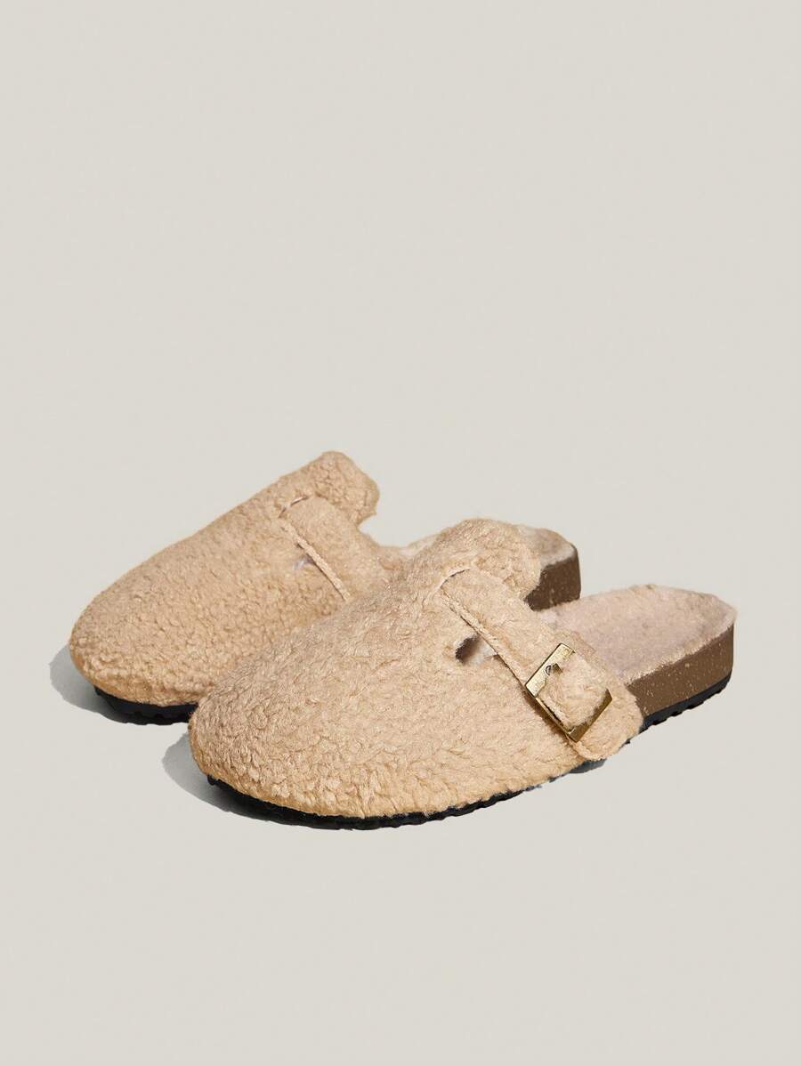 Solecia Women Thermal Slippers For Outdoor Wear, Flat Closed Toe Slip On Fluffy Mules For Autumn And Winter New Year Holiday