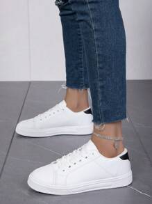 Zapatillas deportivas para adolescentes de nueva llegada primavera 2025, con diseño de moda y tendencia, estilo minimalista y ligereza, zapatillas deportivas para correr al aire libre para niños