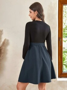 SHEIN Maternity Two-Tone Mock Neck Belted Dress, Suitable For Autumn And Winter Seasons