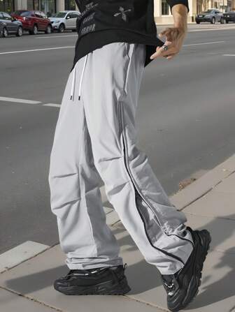 Manfinity Roghcode Men's Solid Color Drawstring Pocket Casual Loose Pants, Versatile