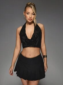 MISSGUIDED Top corto con cuello halter de escote en pico y efecto devorè - Negro - Ver 1