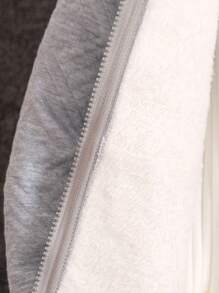 SHEIN Set de 2 piezas de moda para niños pequeños, que incluye un suéter con capucha y cremallera de jacquard con estampado de caballo con forro térmico en gris y pantalones deportivos de jacquard con estampado de caballo con forro térmico en gris, apropiado para uso casual en otoño/invierno
