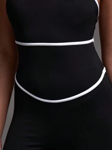 Musera Sport 撞色滚边缝线吊带修身运动连体衣，适合板式网球、网球、匹克球、健身房等冬季运动穿着。 - 黑與白 - 查看 6