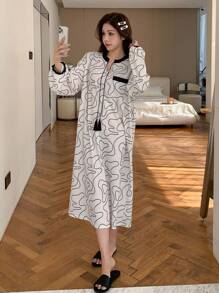 DAZY Loose Nightgown With Line Pattern All Over Print, Contrast Color Narrow Straps, Lantern Sleeves Pajama