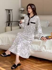 DAZY Loose Nightgown With Line Pattern All Over Print, Contrast Color Narrow Straps, Lantern Sleeves Pajama