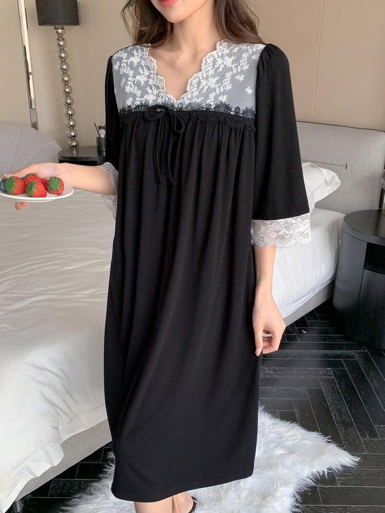 Women's Charming Bow Decor Contrast Color Lace Patchwork Nightgown Pajama