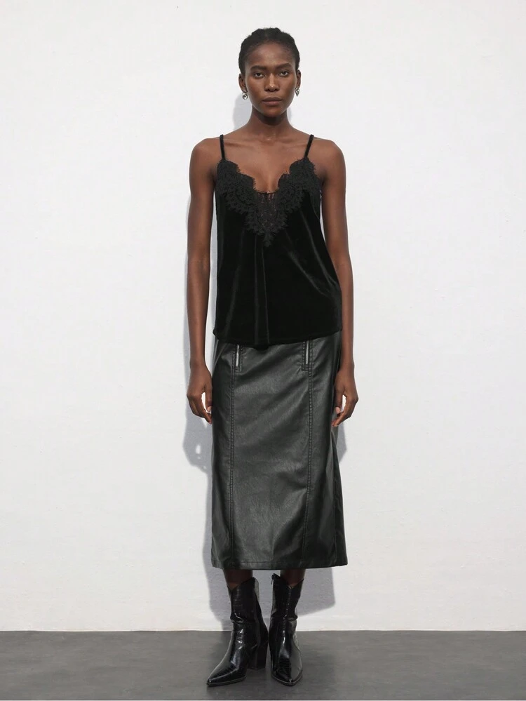 SHEIN Maija Camisola de terciopelo negro con parches de encaje, adecuada para otoño/invierno, Día de San Valentín, festivales, Día de la Independencia, São João, graduación, vacaciones