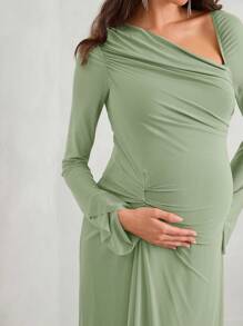 MaterniChic 孕妇优雅扭结腰纯色圆领喇叭袖长裙，适合孕妇，秋季 - 綠色 - 查看 6