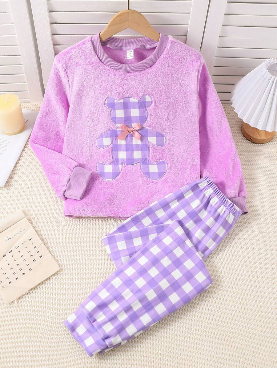 SHEIN 2 件套 Tween 女童休闲舒适服装套装，粉色格子运动衫配熊刺绣和配套格子裤，适合秋冬季 - 淡紫色 - 查看 1