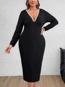 SHEIN Privé Plus Size Women Elegant Chic Commuter Versatile Black & White Splice V-Neck Long Sleeve Bodycon Dress - Black - View 5
