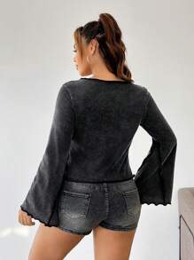 SHEIN EZwear Plus Size Women's Asymmetric Neck Bell Sleeve Solid Black T-Shirt