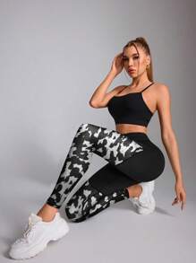 Fashionable Print Patchwork High Waist Leggings - Black and White - View 3