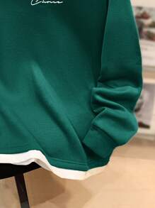 SHEIN 青少年男孩休闲百搭百搭学院风字母印花针织二合一圆领长袖运动衫，适合上学、郊游、旅行、所有季节，可作为礼物 - 墨綠色 - 查看 5