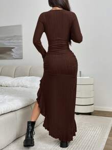 SHEIN EZwear Vestido de punto ajustado de cuello redondo de manga larga con abertura lateral en el bajo, color marrón, para mujer
