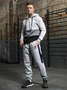 Manfinity Sport PWRUP Pantalones de chándal rectos y sueltos con estampado de letra y cordón en la cintura, estilo novio para hombre