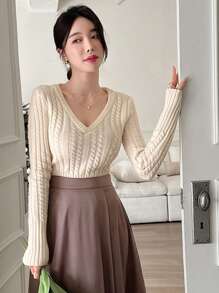 DAZY 女式V领短款麻花针织修身套头衫秋季 - 杏色 - 查看 6