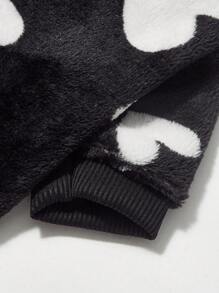PETSIN 1 Pc Pet Cat Dog Black Fleece Heartrprint Warm Crew Neck Sweatshirt, Fits Both Cats And Dogs - Multicolor - View 3