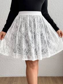 SHEIN Privé Plus Size Double-Layer Lace High Waist Loose Short White Skirt - White - View 1
