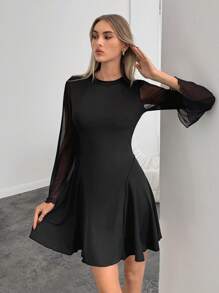 SHEIN Privé 大码优雅办公室通勤精致场地别致下午茶略带性感约会音乐会派对 INS 流行复古学院风修腰 A 字型网眼拼接喇叭袖暗黑系列万圣节连衣裙，短款修身派对/节日/新年/优雅办公室仙女裙 - 黑色 - 查看 3