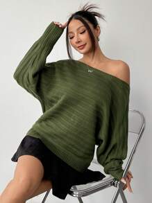SHEIN PETITE Women's Long-Sleeved Over-The-Shoulder Sweater Can Be Worn Across The Shoulder For A Slouchy Look In Fall/Winter