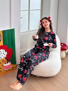 SHEIN Teen Girl Heart & Letter Graphic Round Neck Long Sleeve, Loose Casual Comfortable 2 Pcs Pajama Set, Suitable For Valentine's Day