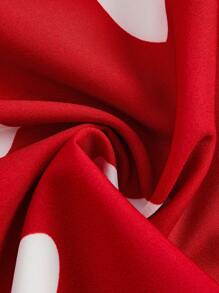 SHEIN MOOSTA 大码女式红色爱心印花露背连衣裙，非常适合情人节 - 彩色 - 查看 5