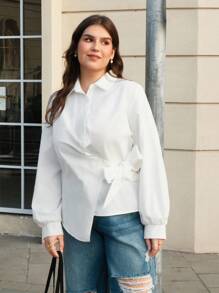 SHEIN MOD Große Größen Retro süße Schleife Dekor asymmetrischer Saum Bluse